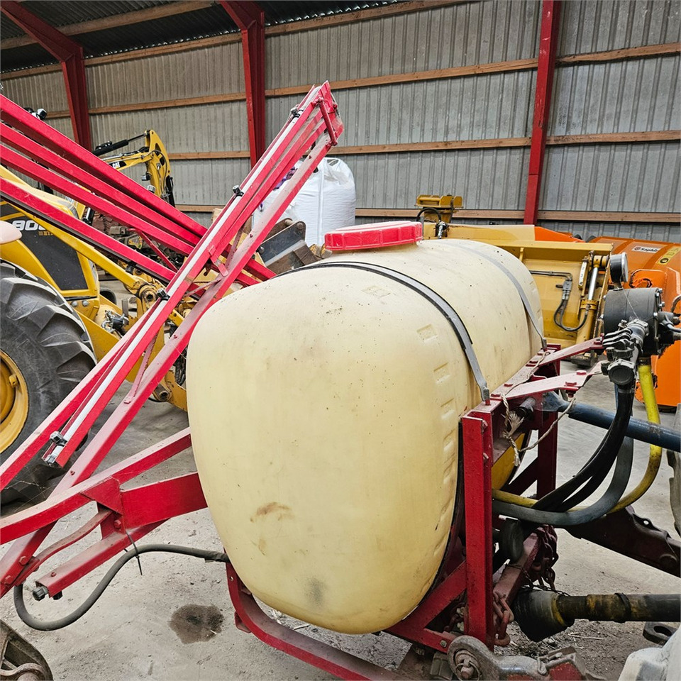 Hardi 400 liter - Postrekovač: obrázok 3 Hardi 400 liter - Postrekovač: obrázok 3
