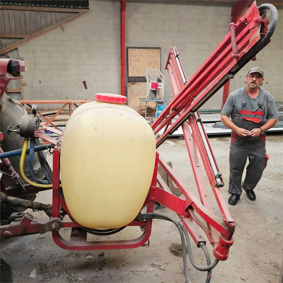Hardi 400 liter - Postrekovač: obrázok 4 Hardi 400 liter - Postrekovač: obrázok 4