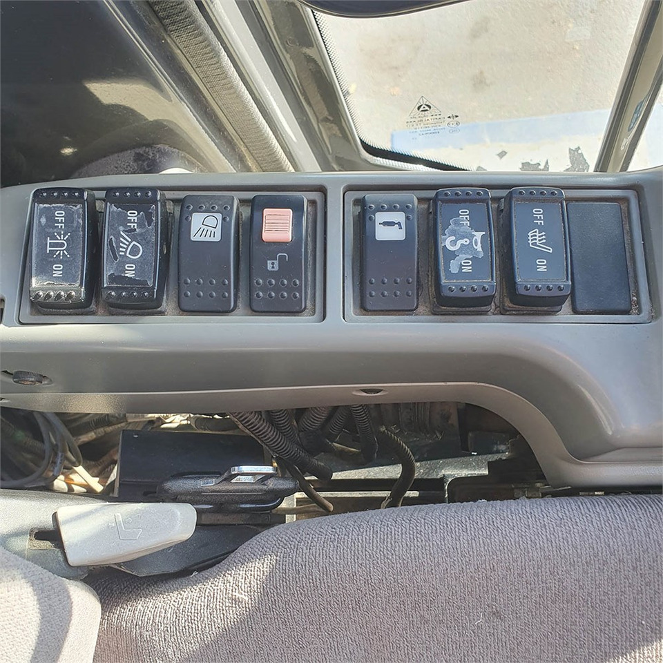 Pásové rýpadlo Hitachi Hitachi ZX250 LC-5B: obrázok 22 Pásové rýpadlo Hitachi Hitachi ZX250 LC-5B: obrázok 22