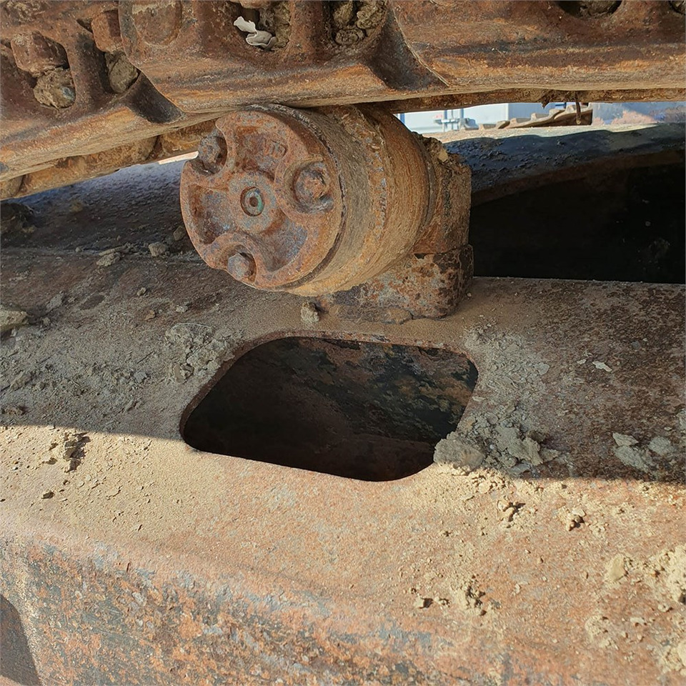 Pásové rýpadlo Hitachi Hitachi ZX250 LC-5B: obrázok 33 Pásové rýpadlo Hitachi Hitachi ZX250 LC-5B: obrázok 33