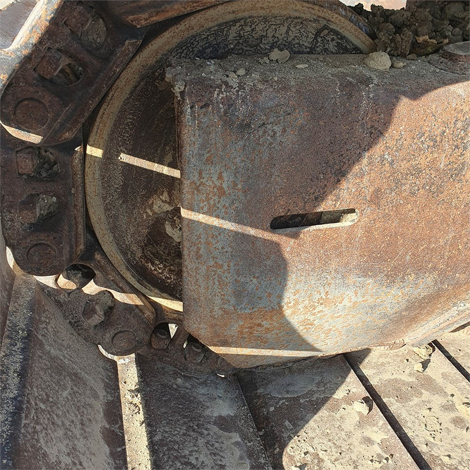 Pásové rýpadlo Hitachi Hitachi ZX250 LC-5B: obrázok 34 Pásové rýpadlo Hitachi Hitachi ZX250 LC-5B: obrázok 34