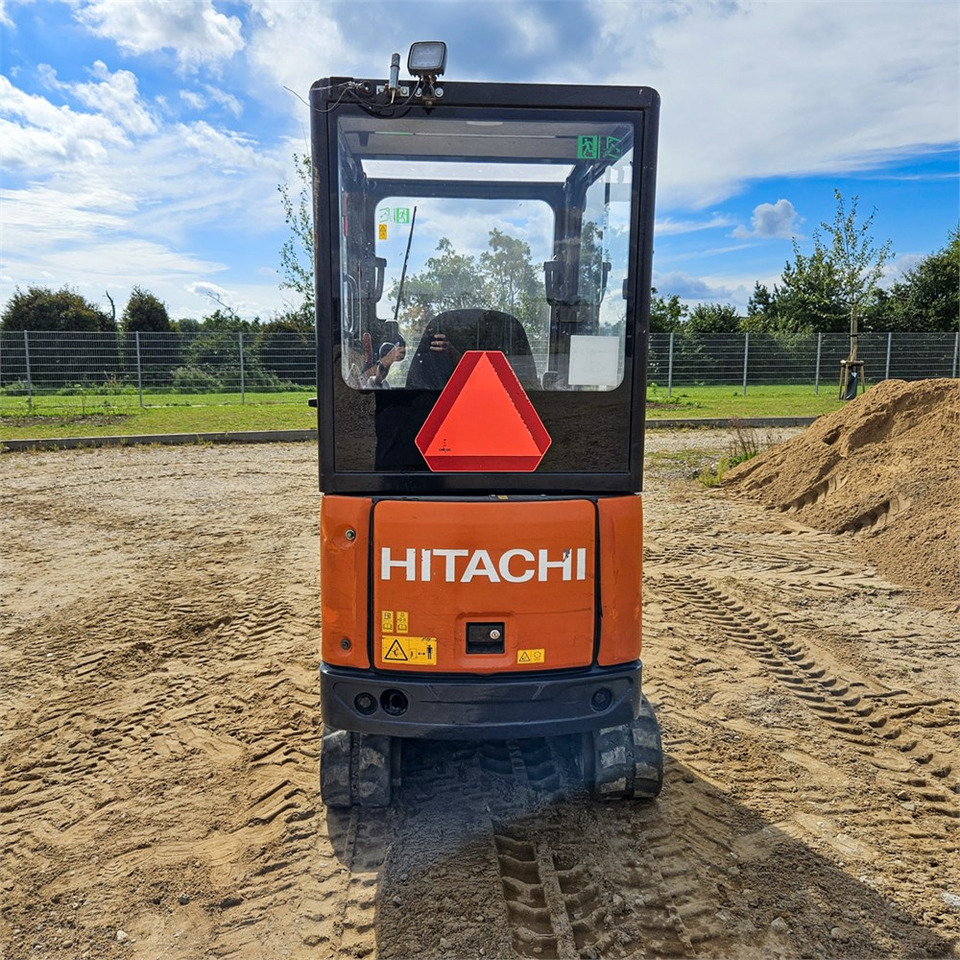 Hitachi ZX19-6 CR - Mini rýpadlo: obrázok 4 Hitachi ZX19-6 CR - Mini rýpadlo: obrázok 4