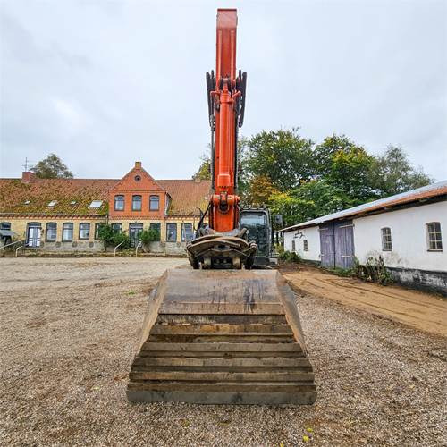 Hitachi ZX210 LC-6 - Pásové rýpadlo: obrázok 4 Hitachi ZX210 LC-6 - Pásové rýpadlo: obrázok 4