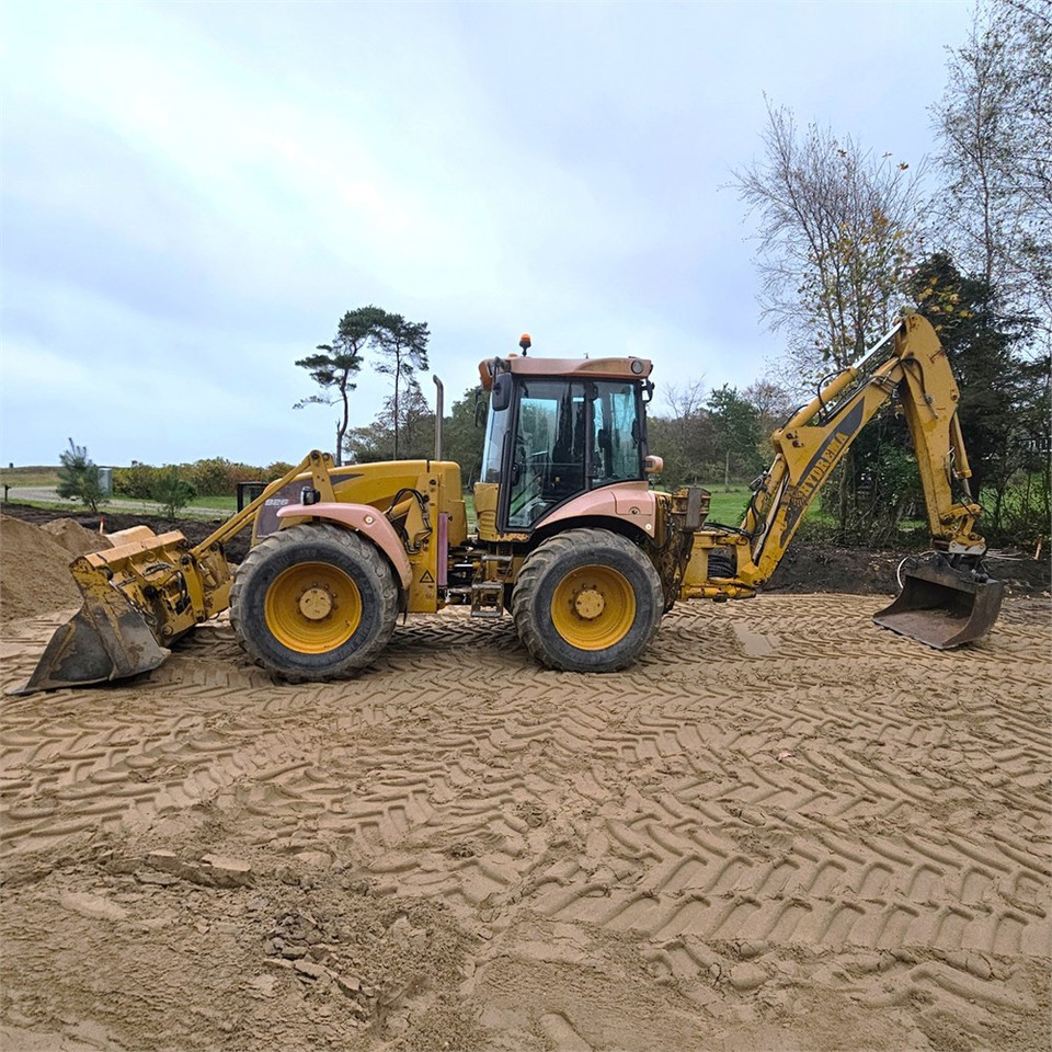 Hydrema 926 D - Rýpadlo-nakladač: obrázok 3 Hydrema 926 D - Rýpadlo-nakladač: obrázok 3