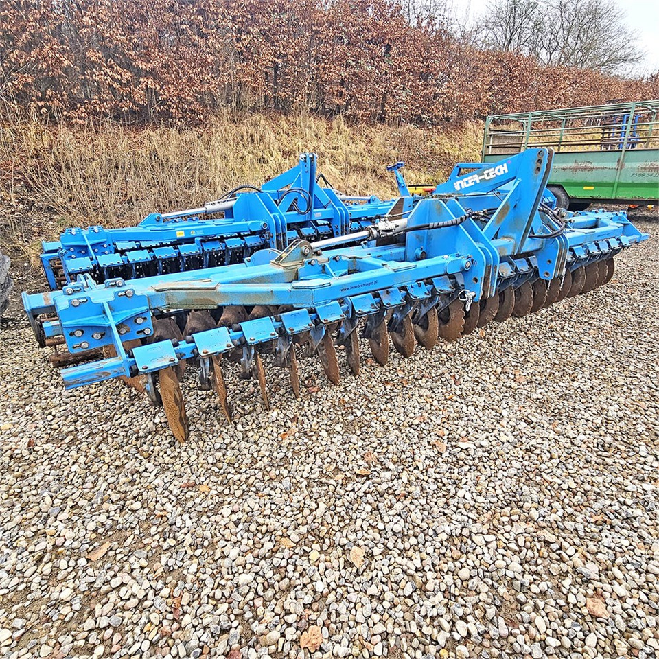 Intertech 6 meter - Stroj na obrábanie pôdy: obrázok 5 Intertech 6 meter - Stroj na obrábanie pôdy: obrázok 5