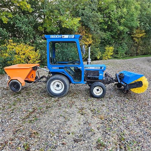 Iseki 2140 - Komunálny traktor: obrázok 3 Iseki 2140 - Komunálny traktor: obrázok 3
