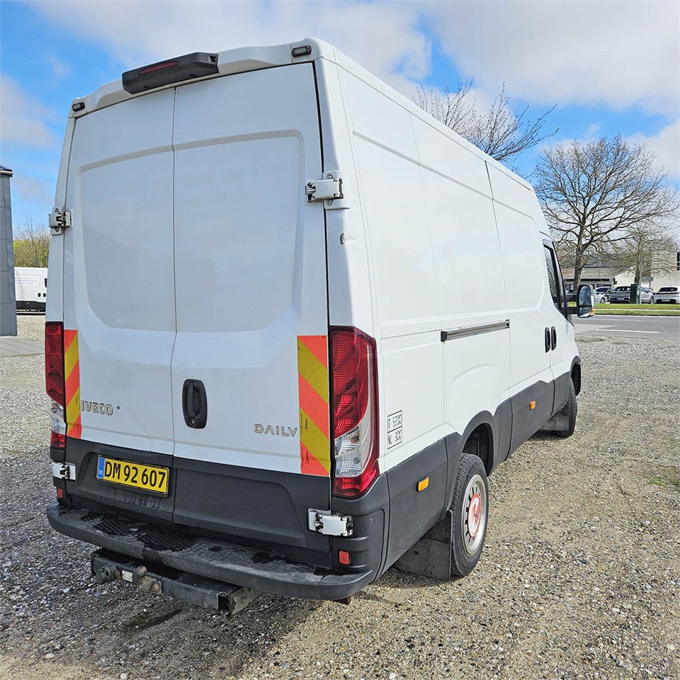Iveco Daily 50-170 - Furgon: obrázok 5 Iveco Daily 50-170 - Furgon: obrázok 5
