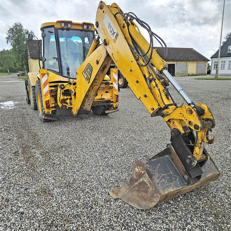 JCB 4CX - Rýpadlo-nakladač: obrázok 4 JCB 4CX - Rýpadlo-nakladač: obrázok 4