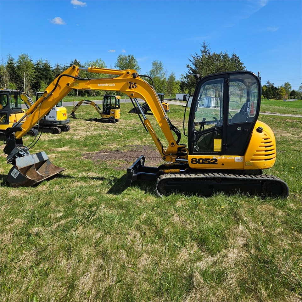 JCB 8052 - Mini rýpadlo: obrázok 1 JCB 8052 - Mini rýpadlo: obrázok 1