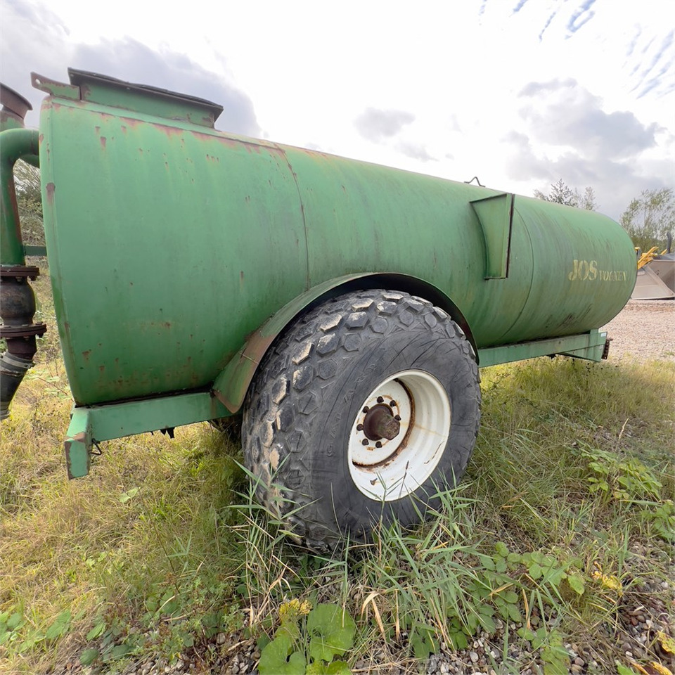 JOS 9 - Cisternový príves: obrázok 5 JOS 9 - Cisternový príves: obrázok 5
