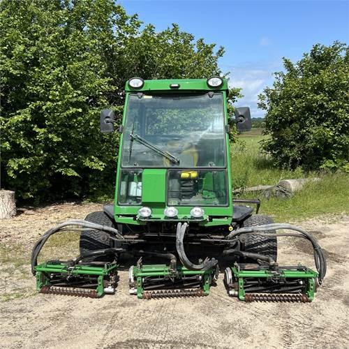 John Deere 8700 PC FM - Záhradná kosačka: obrázok 4 John Deere 8700 PC FM - Záhradná kosačka: obrázok 4