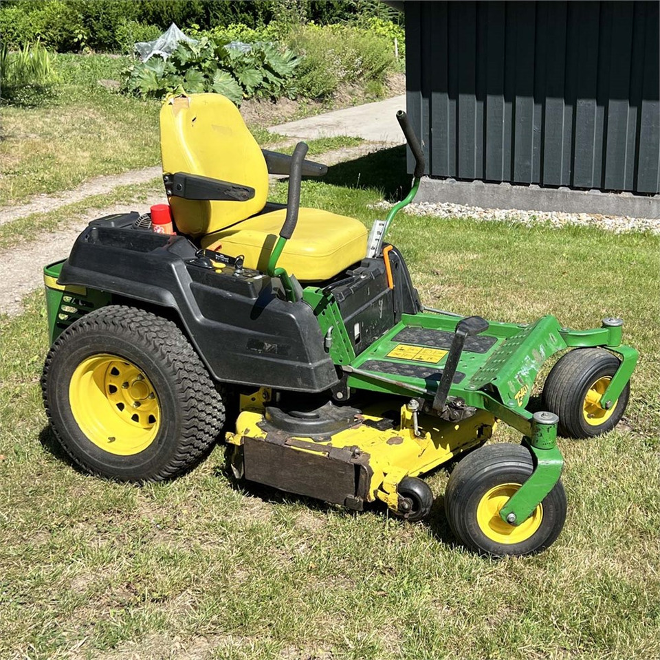 John Deere Z540 R - Záhradná kosačka: obrázok 4 John Deere Z540 R - Záhradná kosačka: obrázok 4