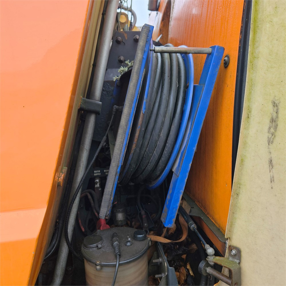 Zametacie vozidlo Johnston Sweepers CX400: obrázok 24 Zametacie vozidlo Johnston Sweepers CX400: obrázok 24