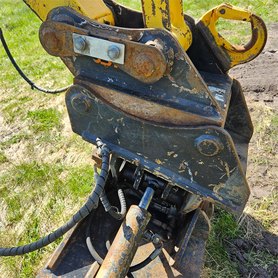 Mini rýpadlo Komatsu PC 55 MR-3: obrázok 32