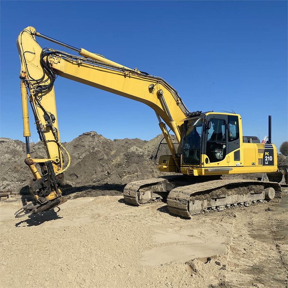 Komatsu PC210 LC-8K - Pásové rýpadlo: obrázok 1 Komatsu PC210 LC-8K - Pásové rýpadlo: obrázok 1