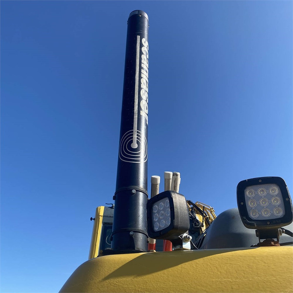 Pásové rýpadlo Komatsu PC210 LC-8K: obrázok 23