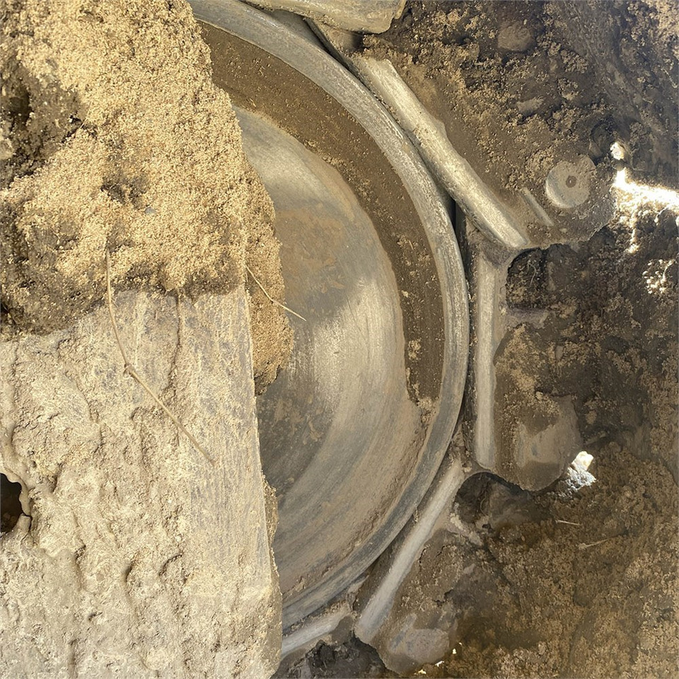 Pásové rýpadlo Komatsu PC210 LC-8K: obrázok 34