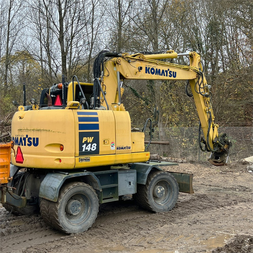 Komatsu PW148-10 - Kolesové rýpadlo: obrázok 1 Komatsu PW148-10 - Kolesové rýpadlo: obrázok 1