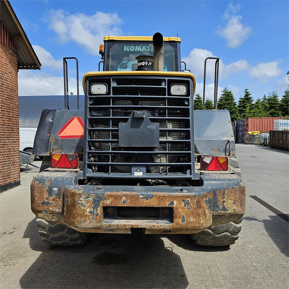 Komatsu WA400 - 5H - Kolesový nakladač: obrázok 3 Komatsu WA400 - 5H - Kolesový nakladač: obrázok 3