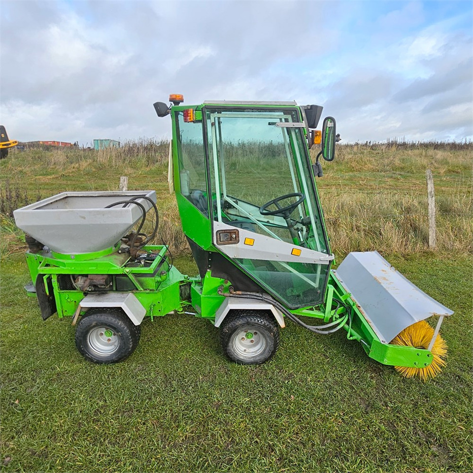 Egholm UH9PF - Komunálne/ Špeciálne stroje: obrázok 2 Egholm UH9PF - Komunálne/ Špeciálne stroje: obrázok 2