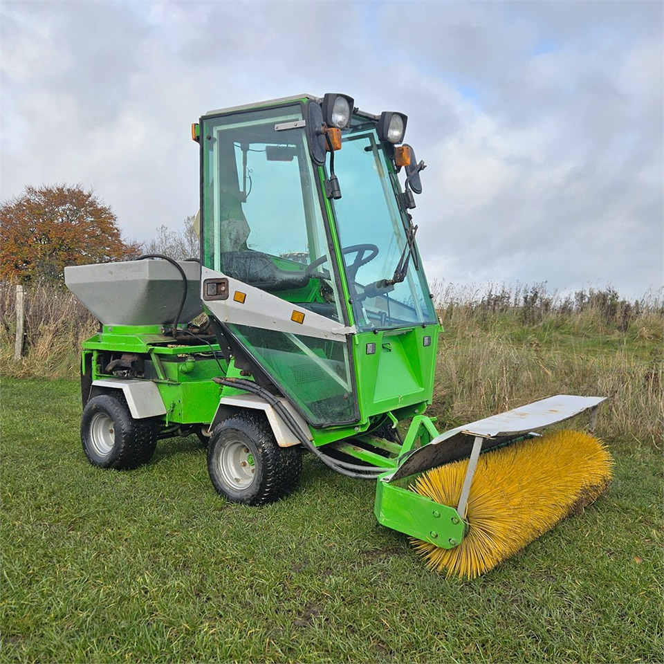 Egholm UH9PF - Komunálne/ Špeciálne stroje: obrázok 1 Egholm UH9PF - Komunálne/ Špeciálne stroje: obrázok 1