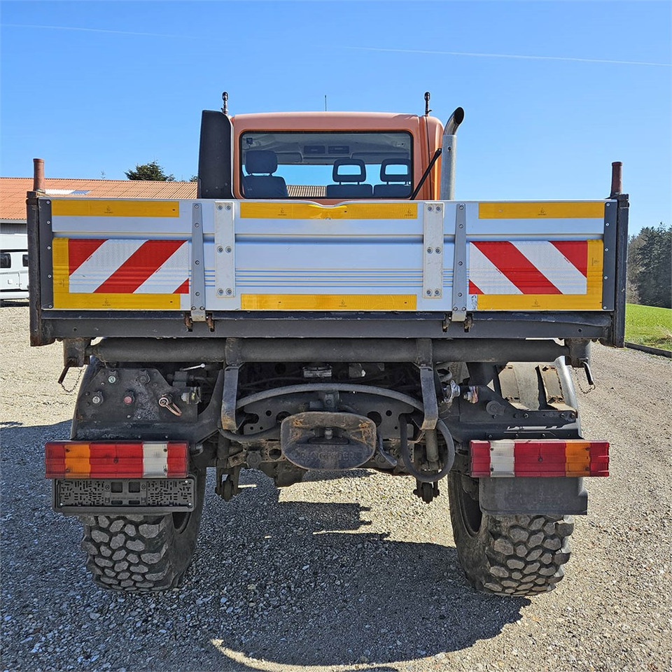 Mercedes U300 - Komunálne/ Špeciálne stroje: obrázok 4 Mercedes U300 - Komunálne/ Špeciálne stroje: obrázok 4