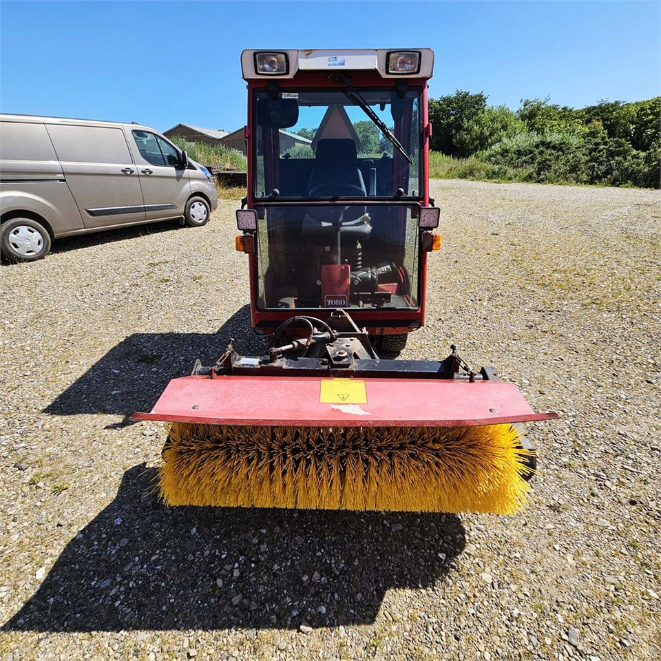 Toro Groundsmaster 228 D - Komunálne/ Špeciálne stroje: obrázok 4 Toro Groundsmaster 228 D - Komunálne/ Špeciálne stroje: obrázok 4