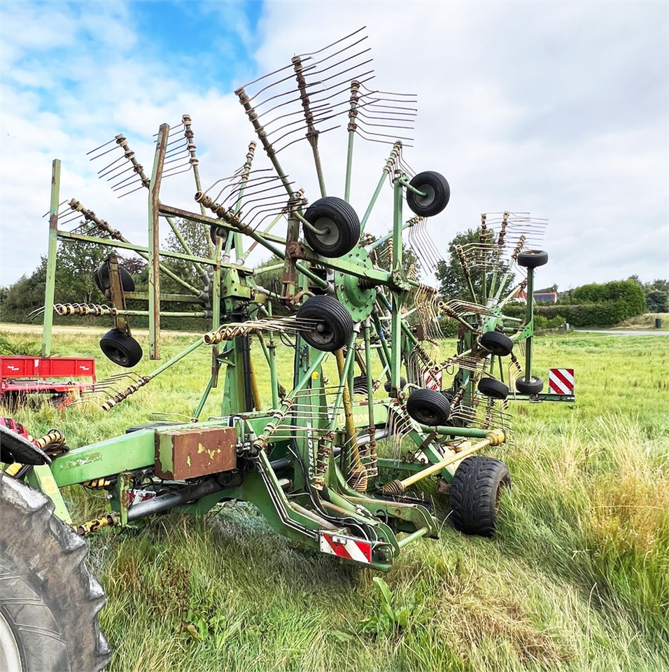 Krone Swadro 1400 - Stroje na zber krmovín: obrázok 5 Krone Swadro 1400 - Stroje na zber krmovín: obrázok 5