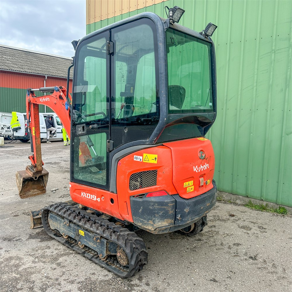 Kubota KX019-4 - Mini rýpadlo: obrázok 4 Kubota KX019-4 - Mini rýpadlo: obrázok 4