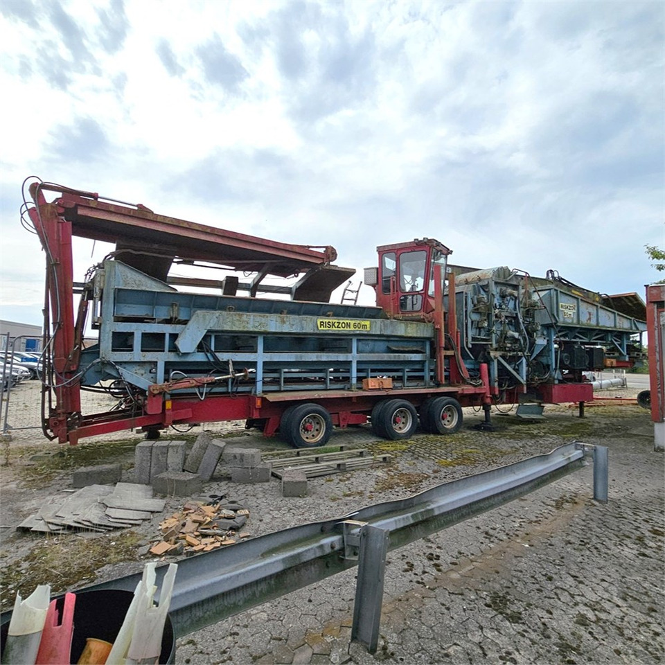 ABC Debarker - Lesnícka technika: obrázok 2 ABC Debarker - Lesnícka technika: obrázok 2