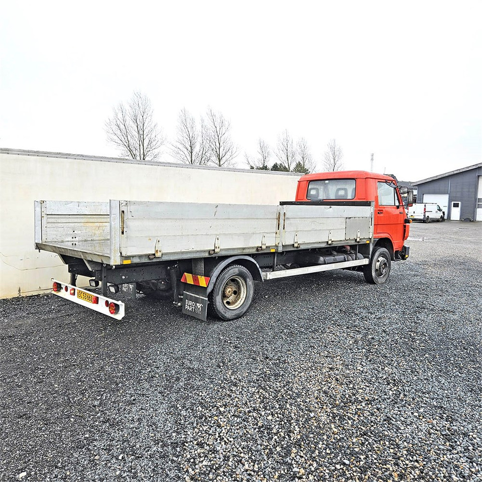 MAN 10 150 - Valníkový/ Plošinový nákladný automobil: obrázok 4 MAN 10 150 - Valníkový/ Plošinový nákladný automobil: obrázok 4