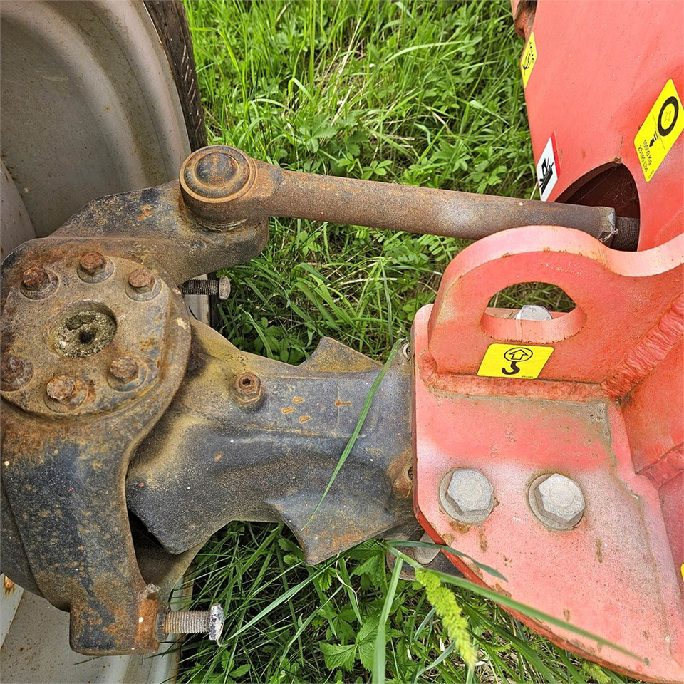 Teleskopická plošina Manitou 280 TJ: obrázok 45 Teleskopická plošina Manitou 280 TJ: obrázok 45