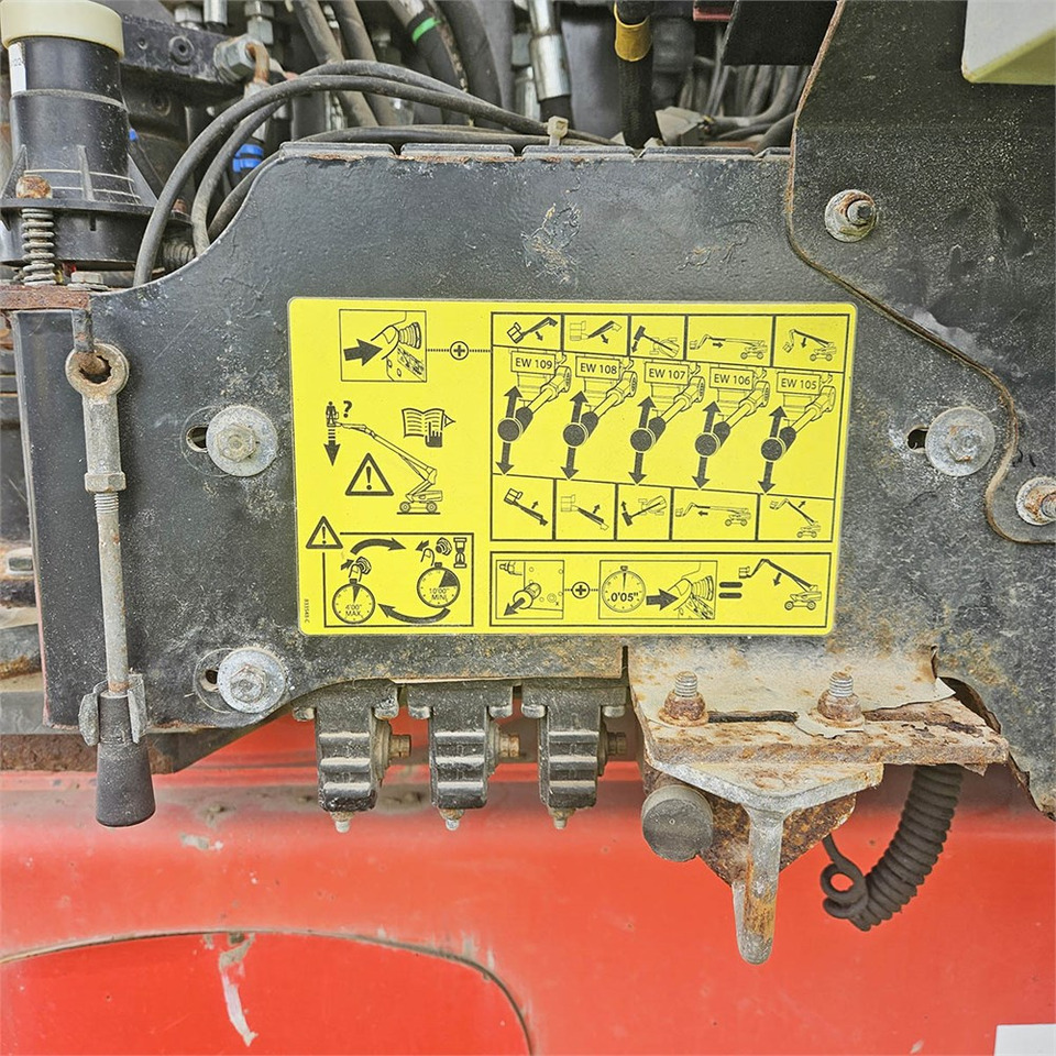 Teleskopická plošina Manitou 280 TJ: obrázok 41 Teleskopická plošina Manitou 280 TJ: obrázok 41