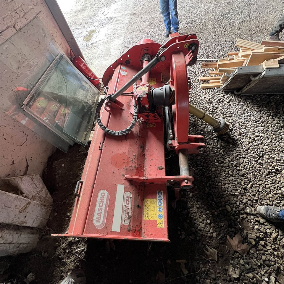 Maschio CR 190 - Stroje na zber krmovín: obrázok 5 Maschio CR 190 - Stroje na zber krmovín: obrázok 5