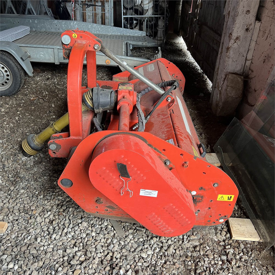 Maschio CR 190 - Stroje na zber krmovín: obrázok 2 Maschio CR 190 - Stroje na zber krmovín: obrázok 2