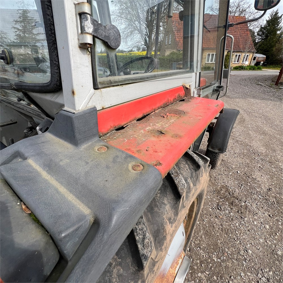 Traktor Massey Ferguson 355: obrázok 34 Traktor Massey Ferguson 355: obrázok 34