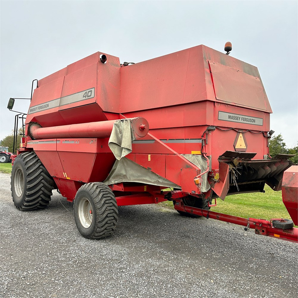 Massey Ferguson MF40 - Kombajn: obrázok 4 Massey Ferguson MF40 - Kombajn: obrázok 4