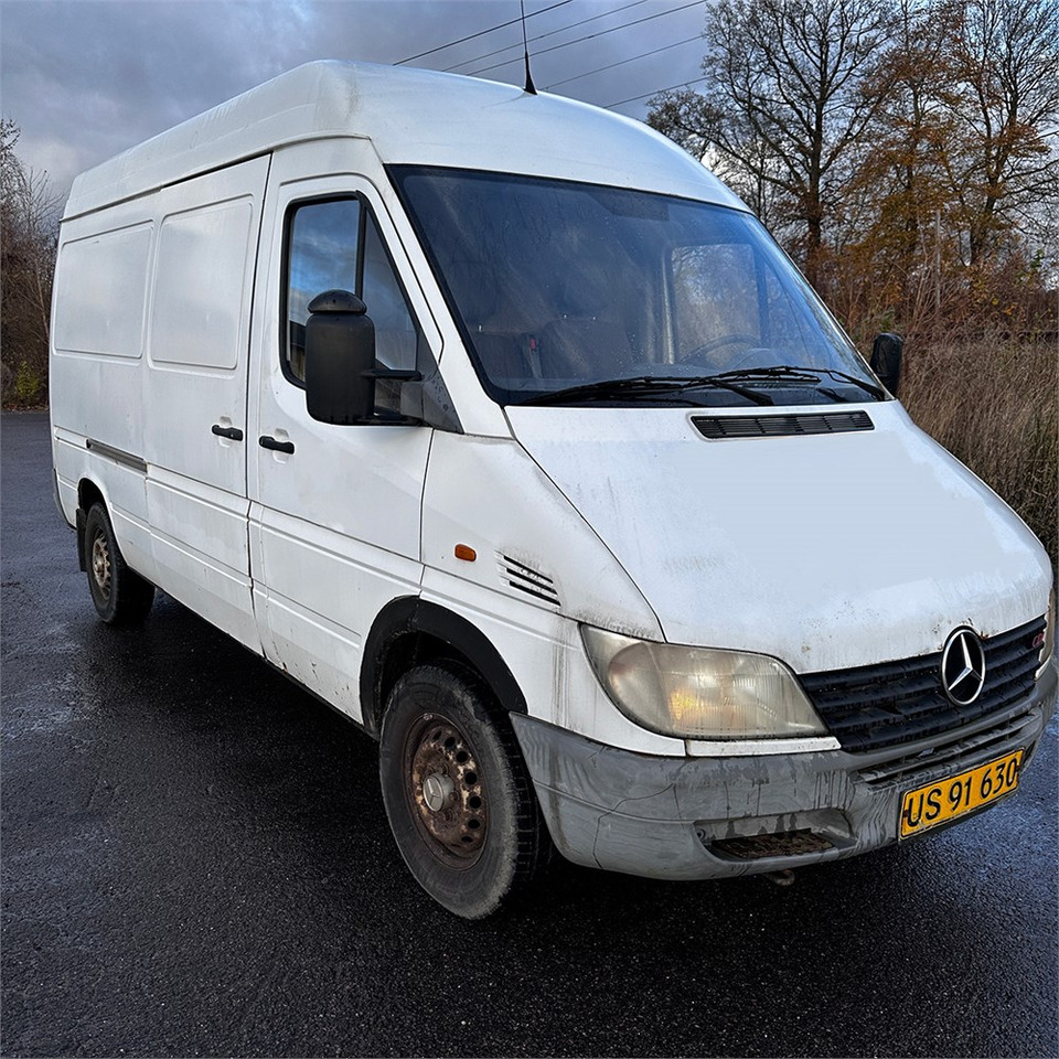 Mercedes SPRINTER 316 CDI-35 - Furgon: obrázok 1 Mercedes SPRINTER 316 CDI-35 - Furgon: obrázok 1