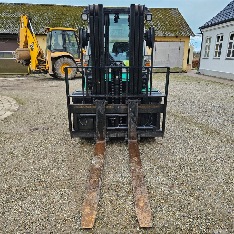 Mitsubishi FB45 - Vysokozdvižný vozík: obrázok 3 Mitsubishi FB45 - Vysokozdvižný vozík: obrázok 3