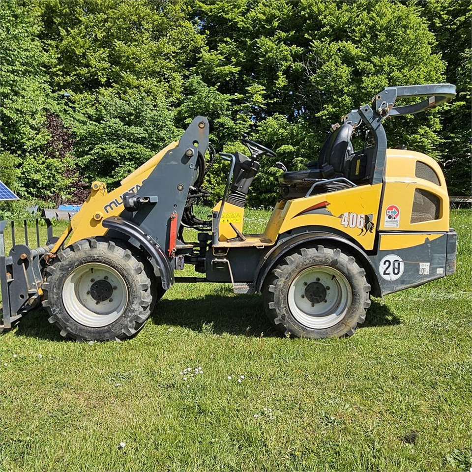 Mustang AL406 - Šmykom riadený nakladač: obrázok 3 Mustang AL406 - Šmykom riadený nakladač: obrázok 3