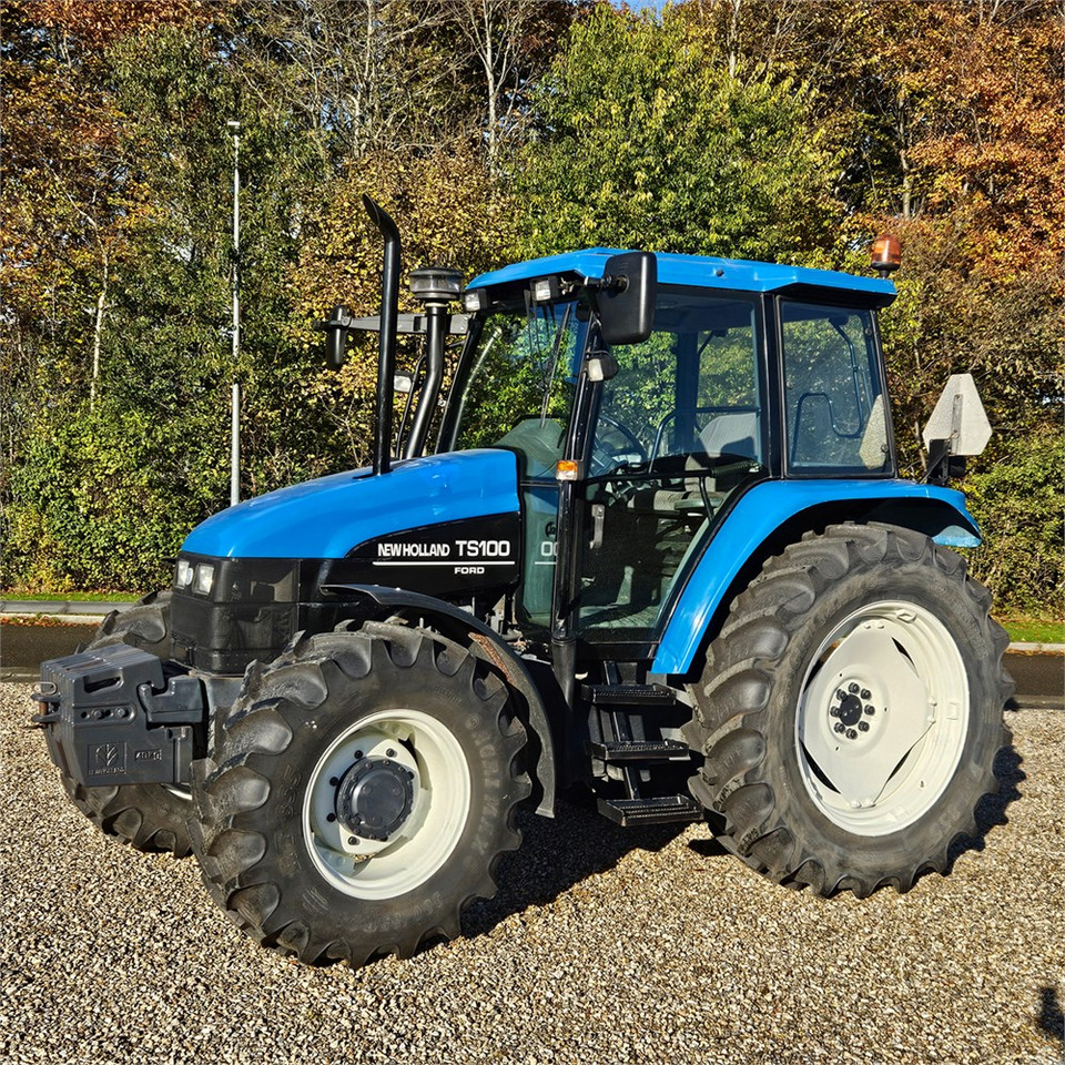 New Holland TS 100 - Traktor: obrázok 1 New Holland TS 100 - Traktor: obrázok 1