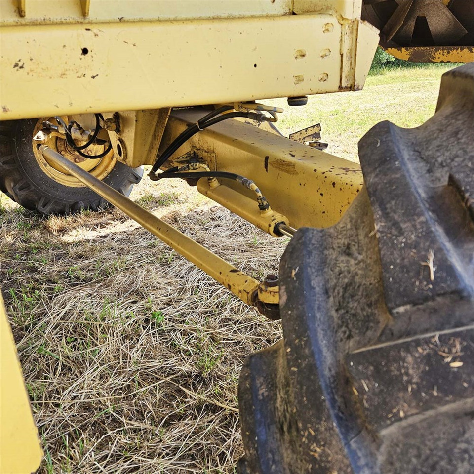 Leasing New Holland TX68 New Holland TX68: obrázok 30