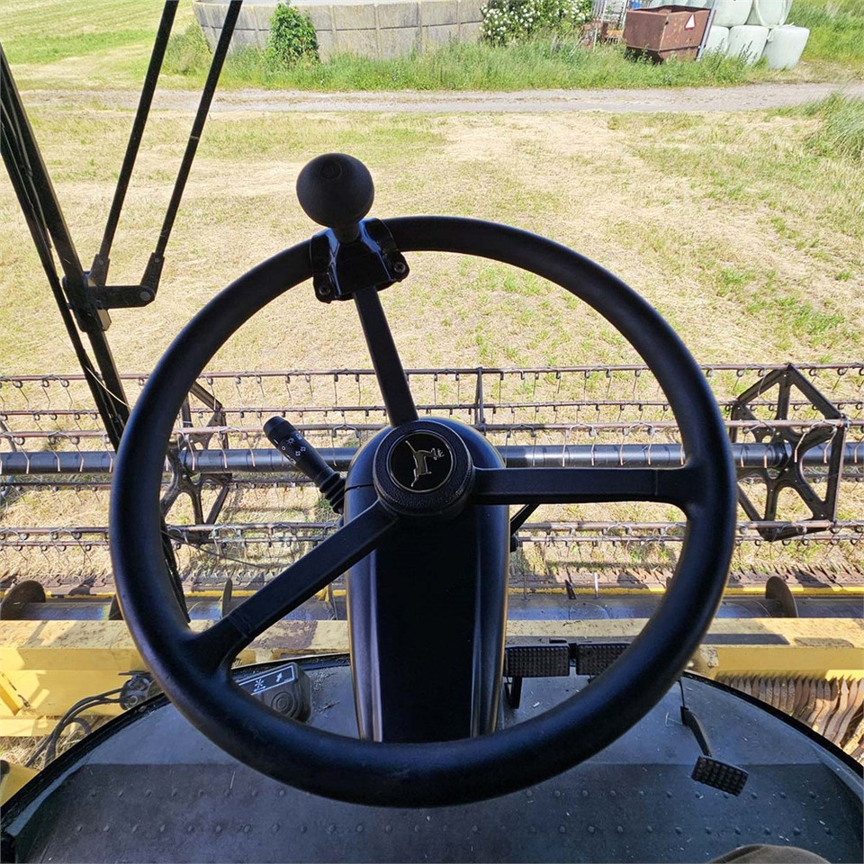 Leasing New Holland TX68 New Holland TX68: obrázok 20