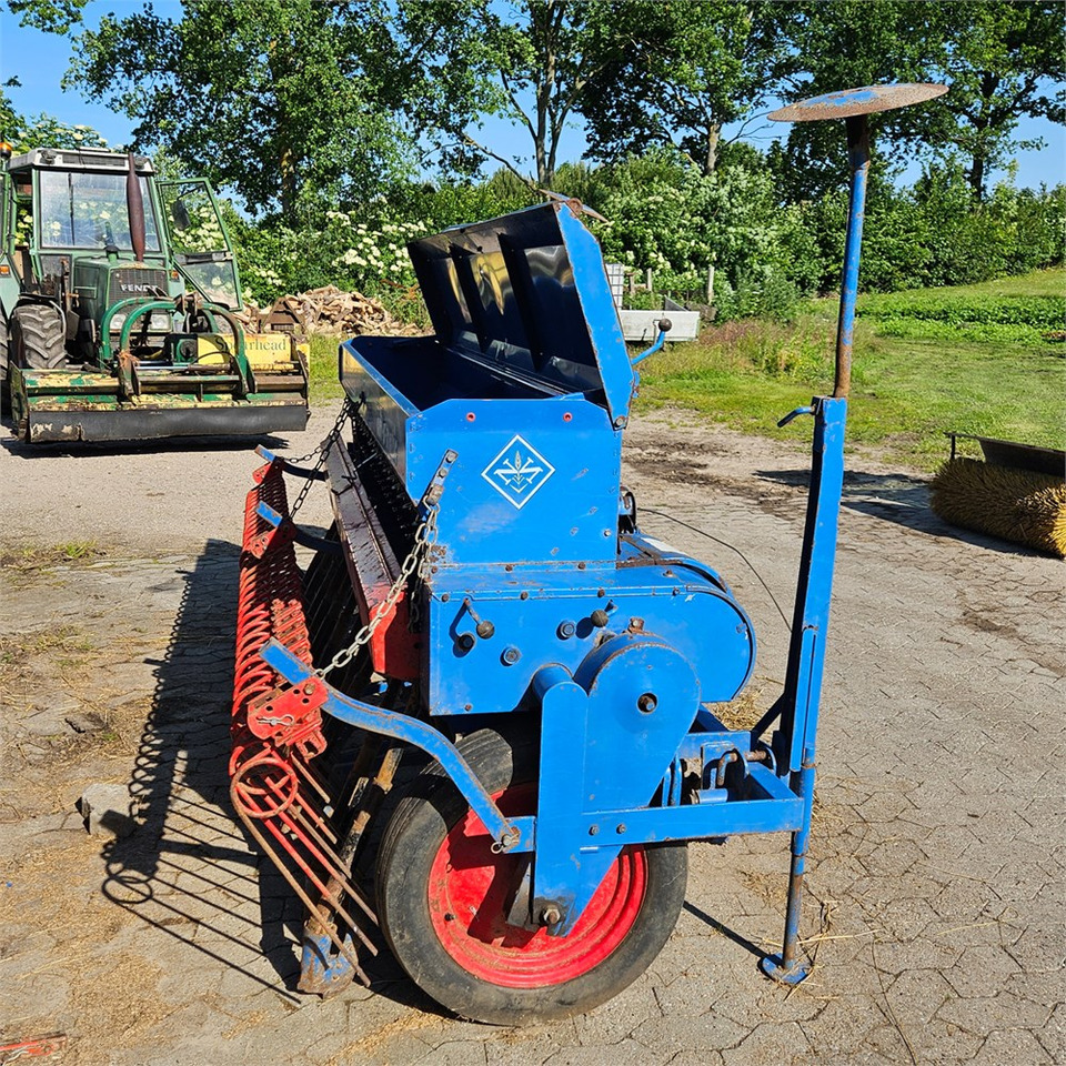 Nordsten Lift-o-Matic 2,5 - Sejací stroj: obrázok 5 Nordsten Lift-o-Matic 2,5 - Sejací stroj: obrázok 5