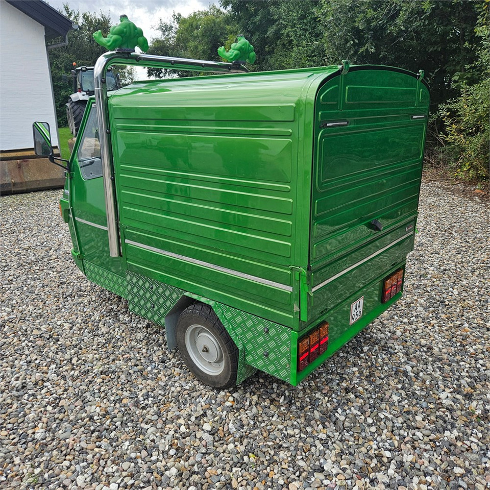 Piaggio APE 50 VAN - Motocykel: obrázok 3 Piaggio APE 50 VAN - Motocykel: obrázok 3