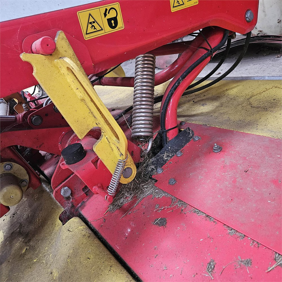 Kombajn Pöttinger Novacat S12 + Novacat 351 Alpha Pro: obrázok 24 Kombajn Pöttinger Novacat S12 + Novacat 351 Alpha Pro: obrázok 24