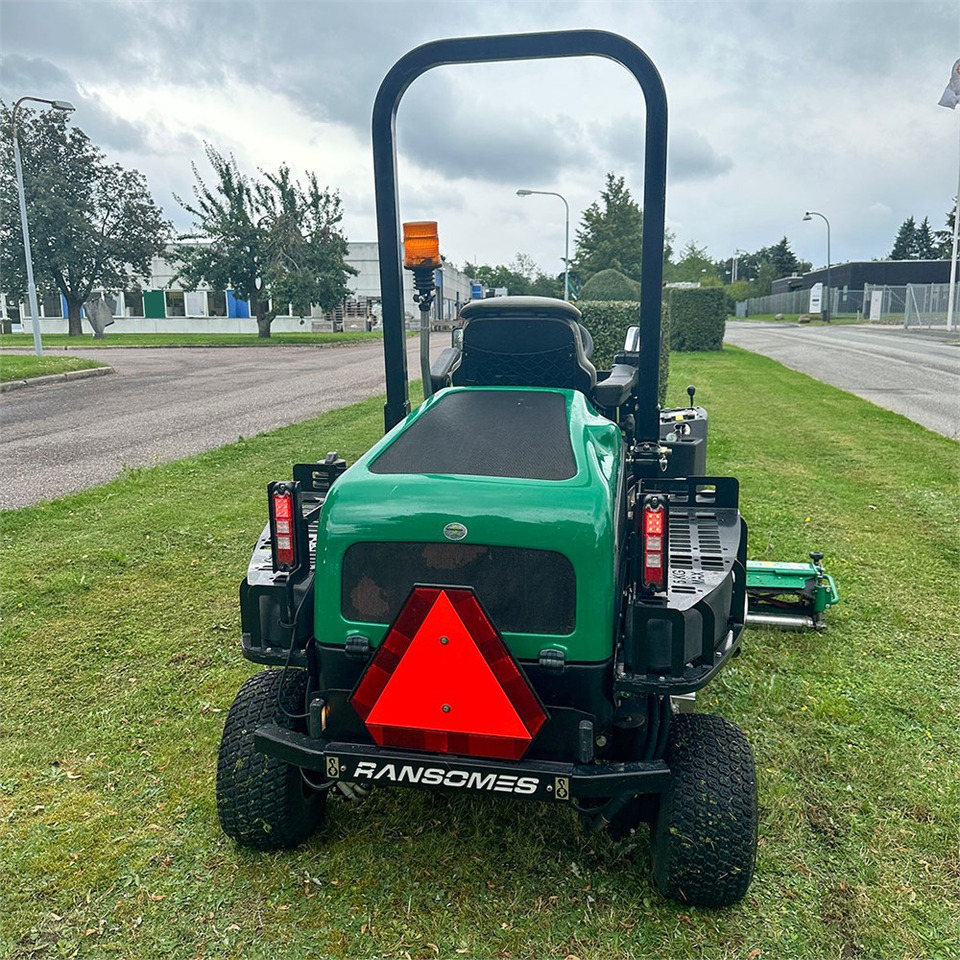 Ransomes Highway 3 4WD - Záhradná kosačka: obrázok 5 Ransomes Highway 3 4WD - Záhradná kosačka: obrázok 5