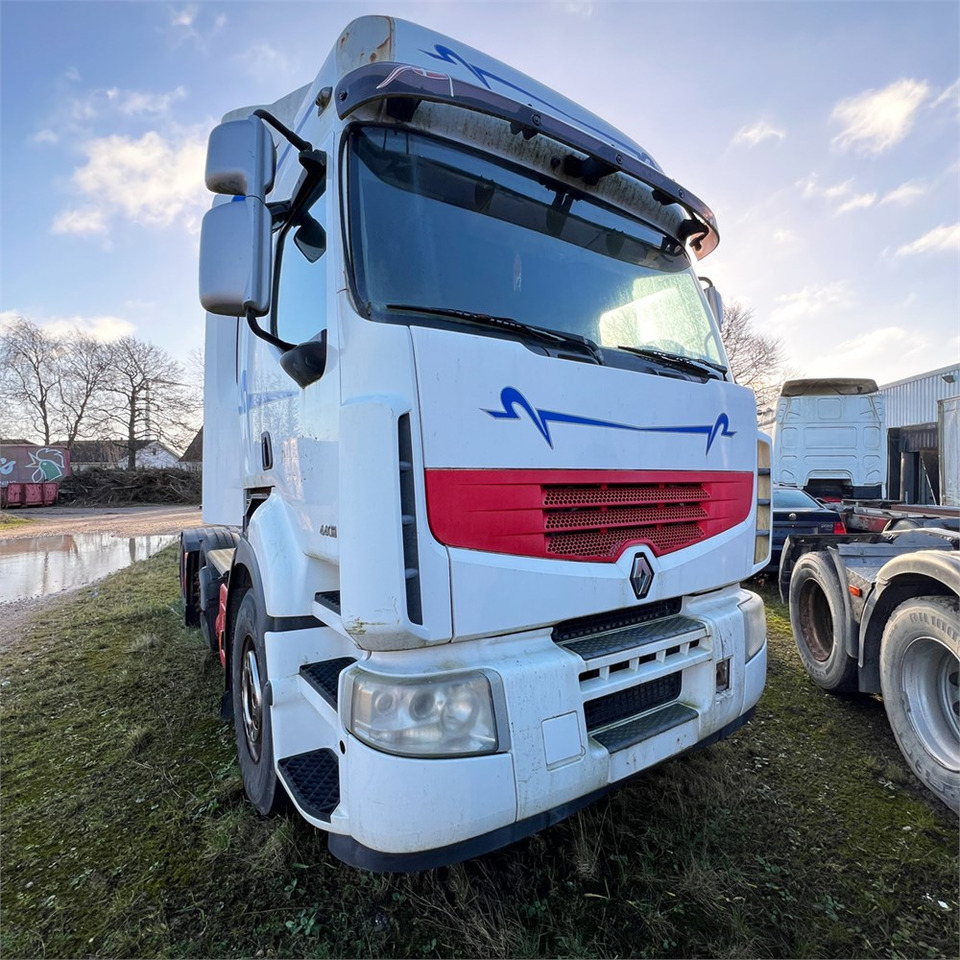 Renault 440 DXI Gigant - Ťahač: obrázok 3 Renault 440 DXI Gigant - Ťahač: obrázok 3