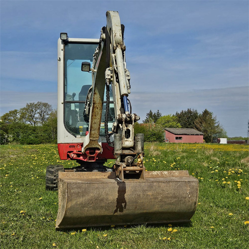 Takeuchi TB216 - Mini rýpadlo: obrázok 5 Takeuchi TB216 - Mini rýpadlo: obrázok 5