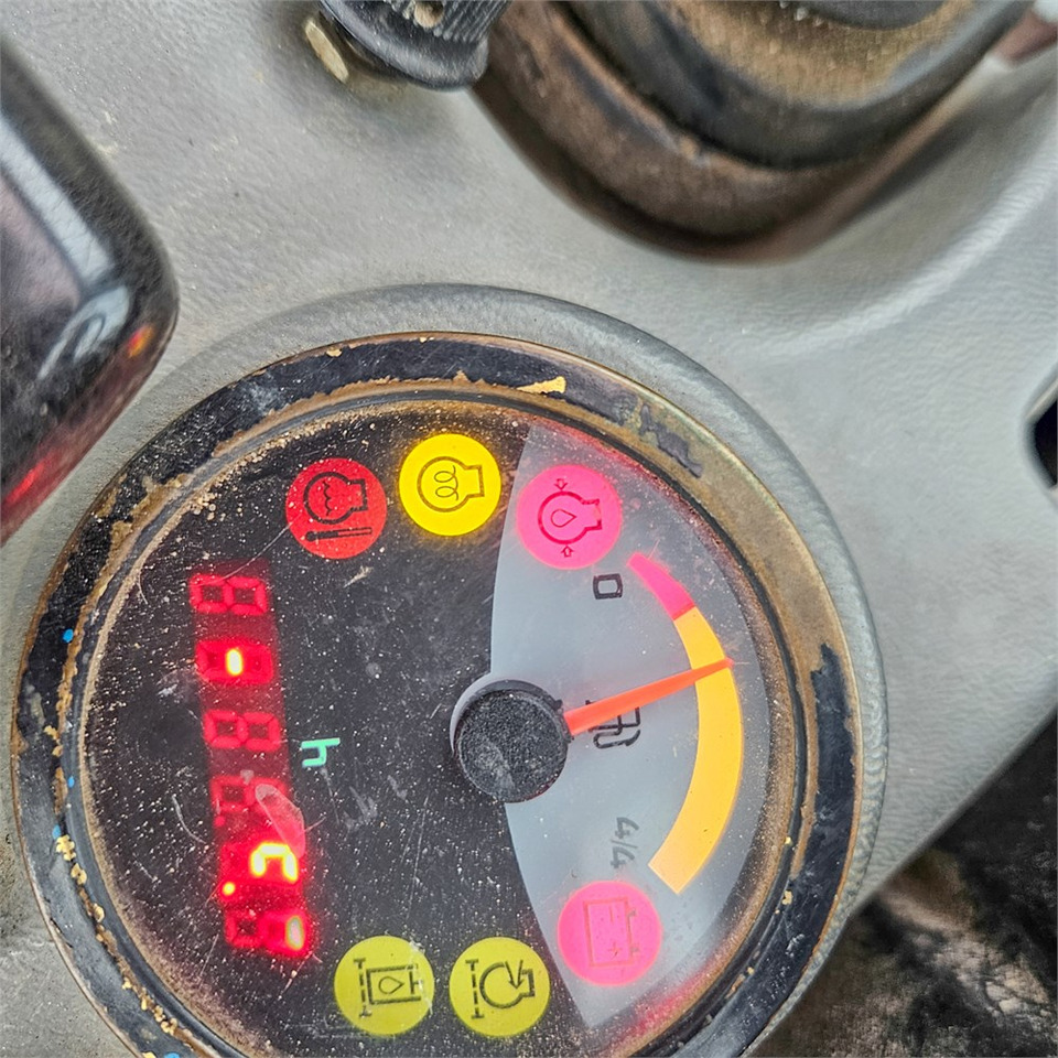 Leasing Terex TC16 Terex TC16: obrázok 14 Leasing Terex TC16 Terex TC16: obrázok 14